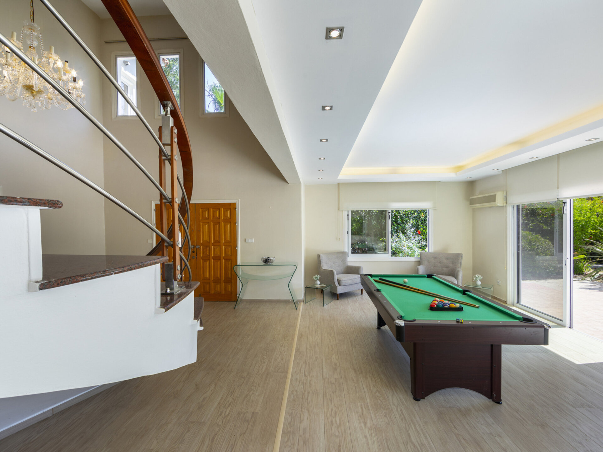 Sie und Ihre Familie werden diese Strandvilla, Larnaca Villa 1400, lieben
