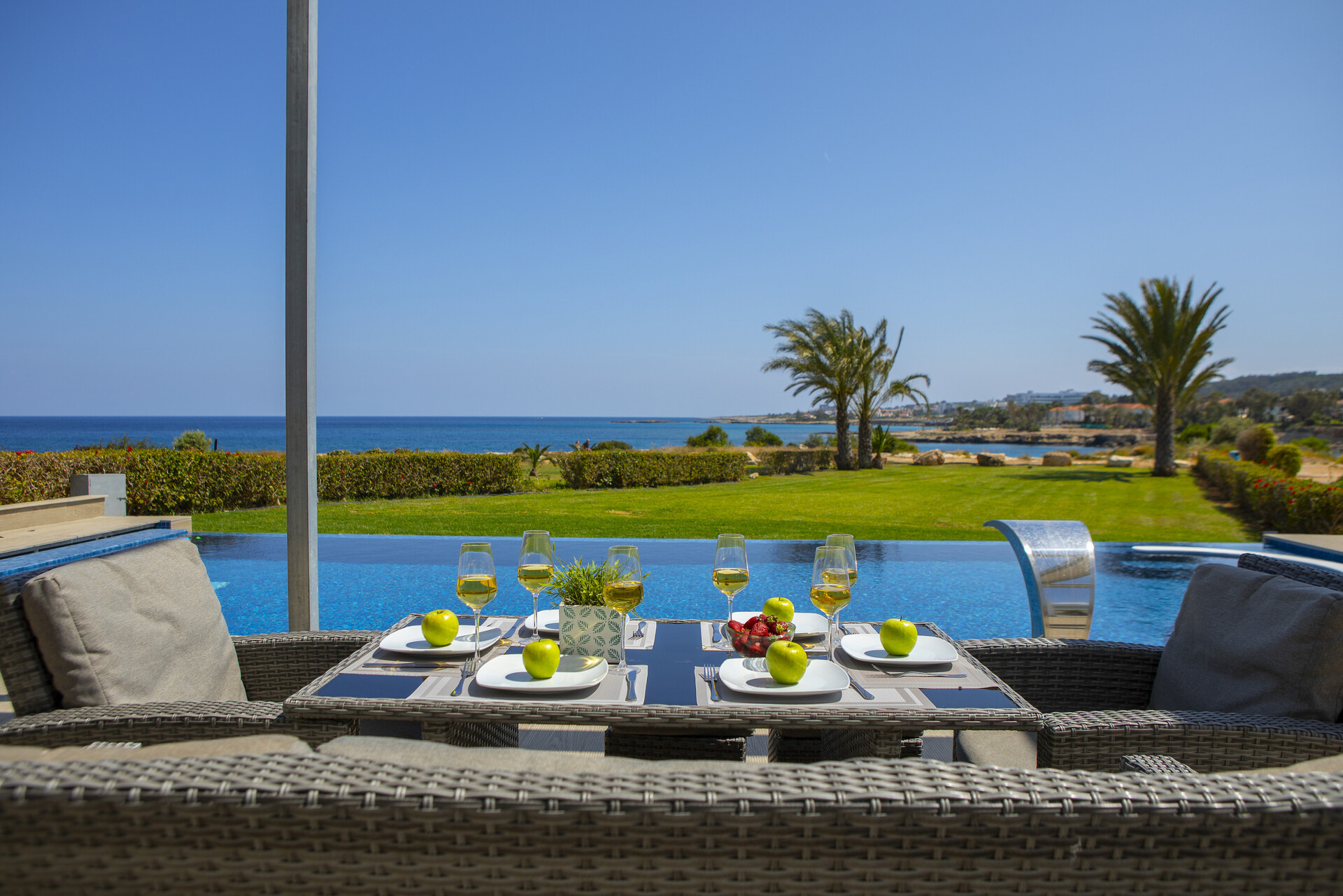 Sie und Ihre Familie werden diese Villa am Meer, Protaras Villa 1540, lieben