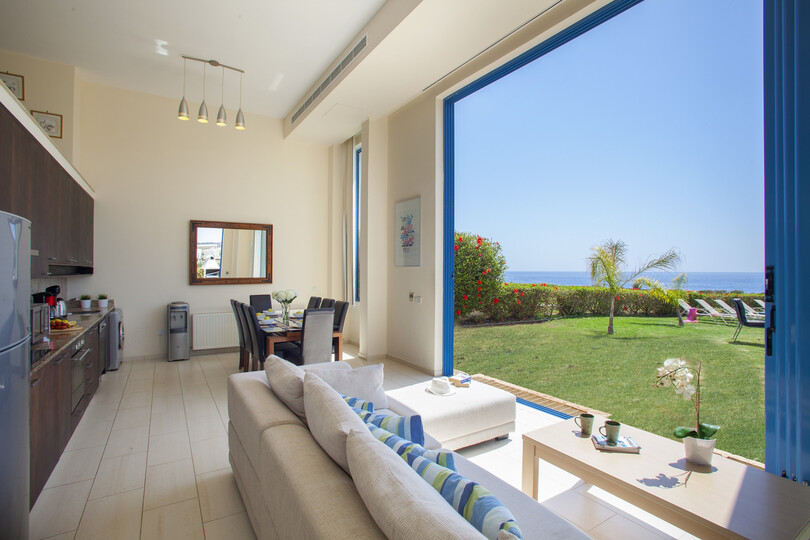 Sie und Ihre Familie werden diese Villa am Meer, Protaras Villa 1540, lieben
