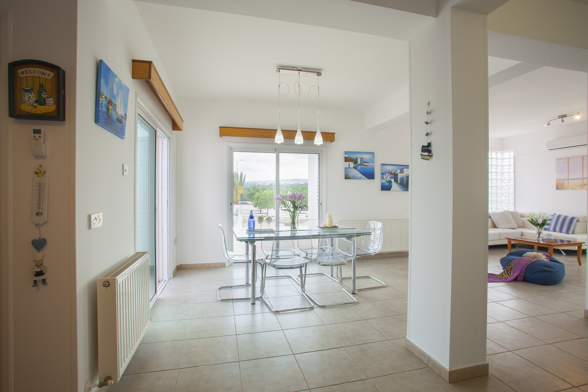 Stellen Sie sich vor, Ihre Familie mietet diese Luxusvilla mit großem privaten Pool, Protaras Villa 1543