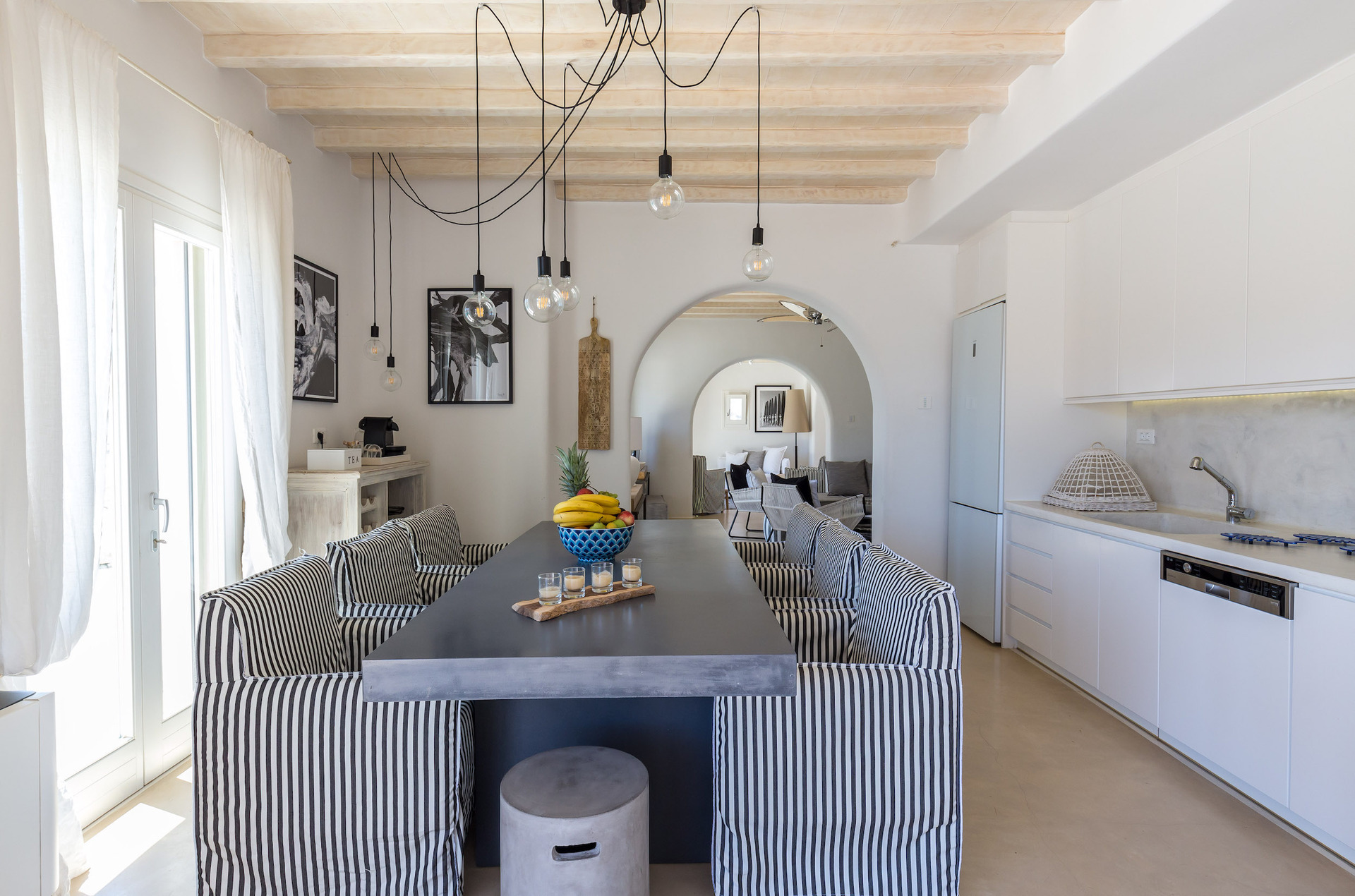 Mieten Sie Ihre luxuriöse Villa mit 5 Schlafzimmern, Mykonos Villa 1001