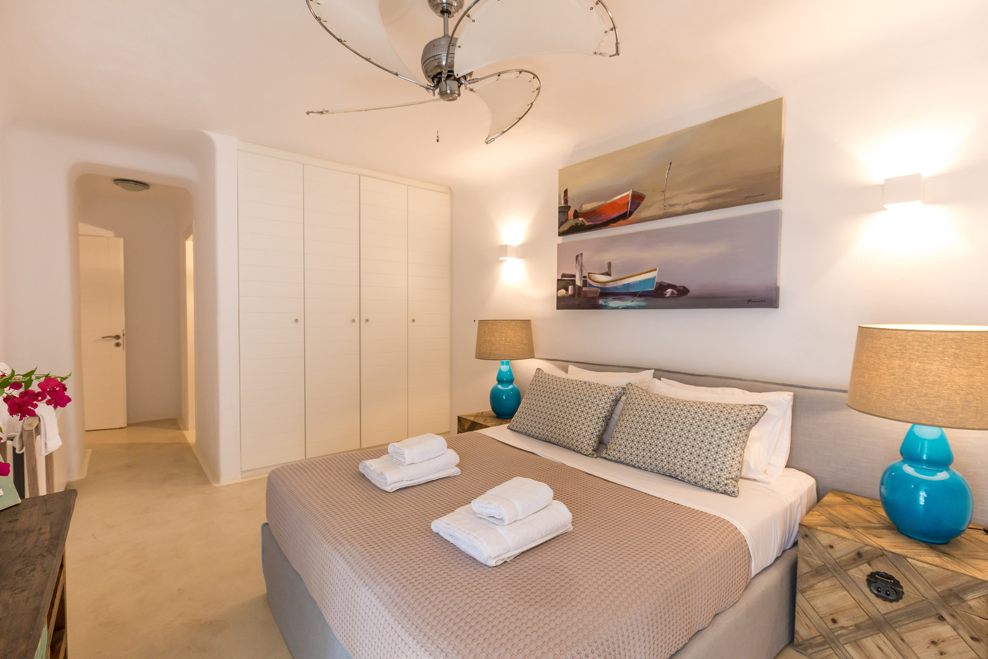 Mieten Sie Ihre luxuriöse Villa mit 5 Schlafzimmern, Mykonos Villa 1001