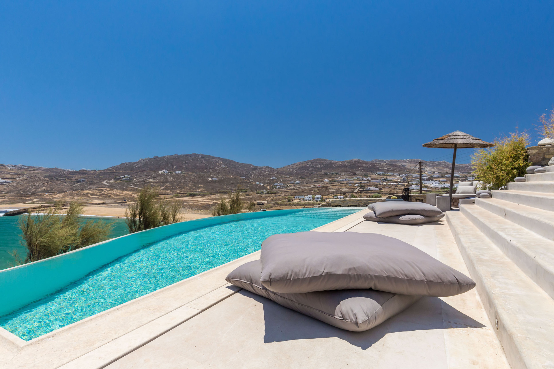 Mieten Sie Ihre luxuriöse Villa mit 5 Schlafzimmern, Mykonos Villa 1001