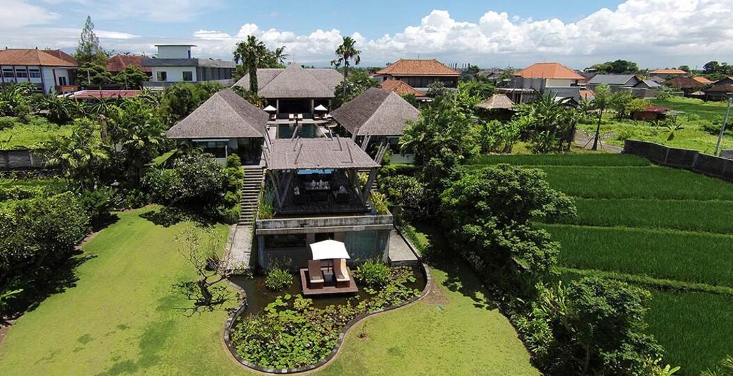 Stellen Sie sich vor, Ihre Familie mietet diese luxuriöse Villa im balinesischen Stil, Bali Villa 2120, Seseh-Tanah Lot, Indonesia