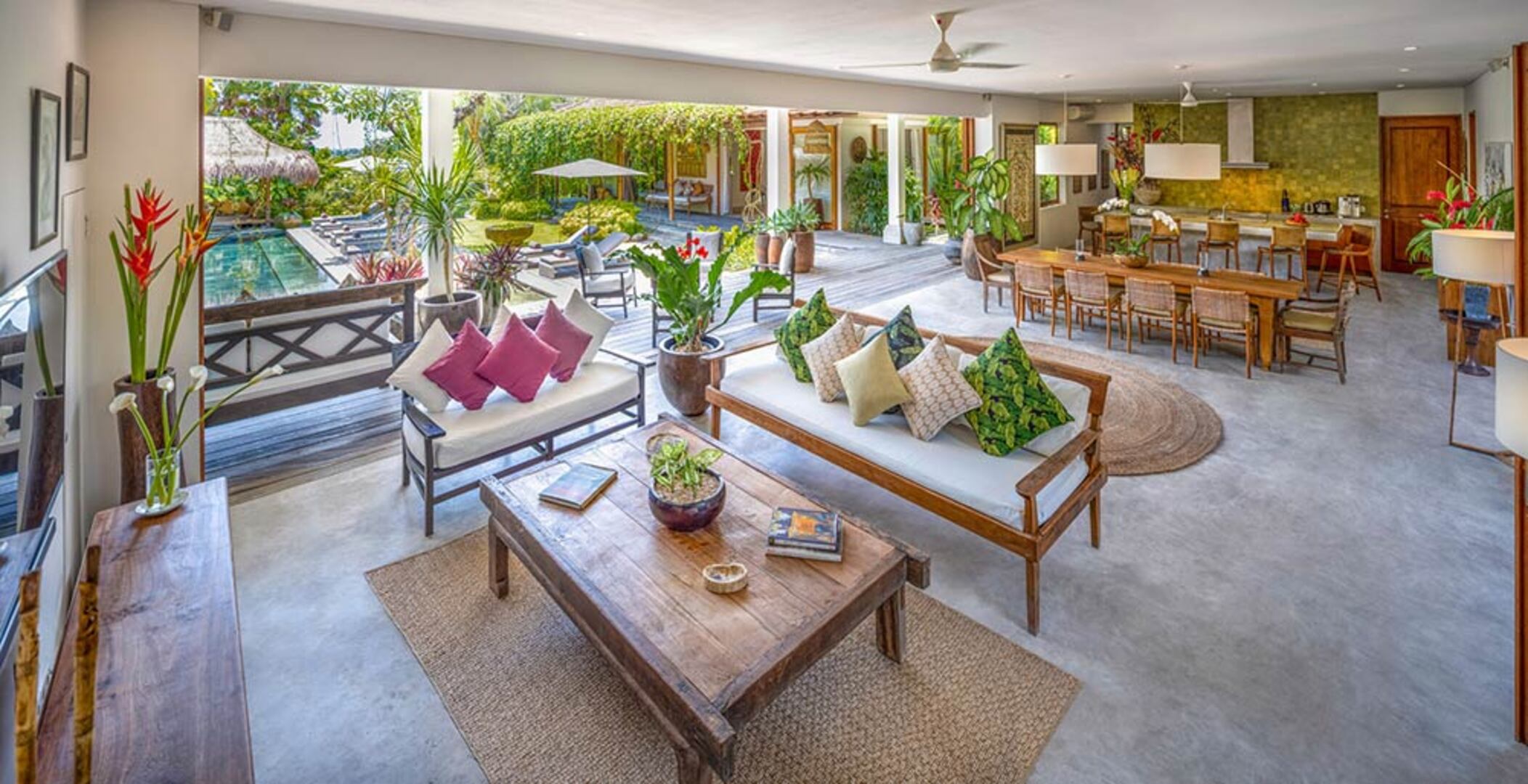 Stellen Sie sich vor, Ihre Familie mietet diese luxuriöse Villa im balinesischen Stil, Bali Villa 2120