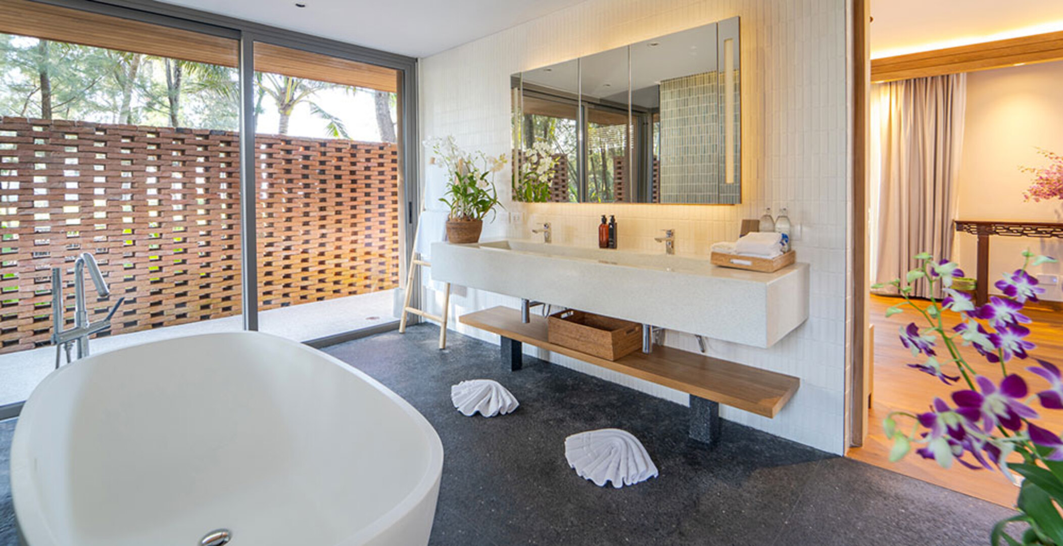 Endlich können Sie und Ihre Freunde eine Luxusvilla mit 24/7-Concierge mieten, Chang Wat Phang-nga Villa 1051