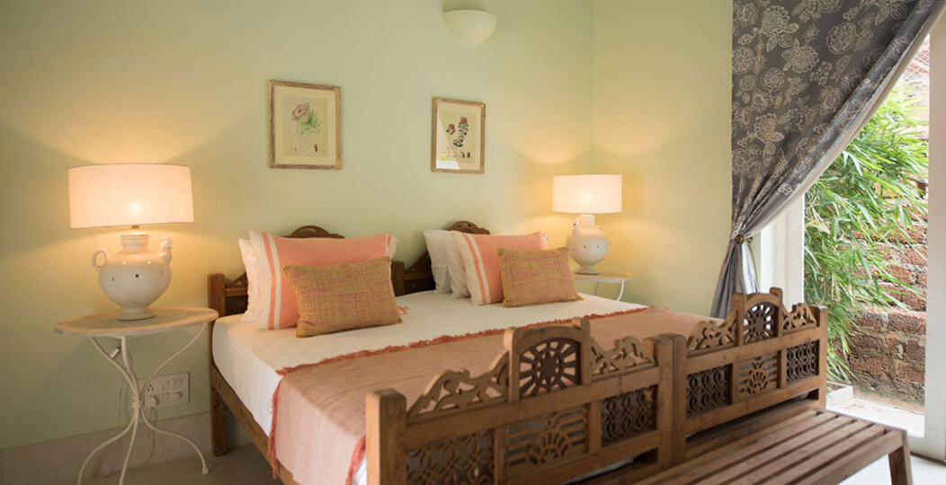 Luxuriöse 5-Schlafzimmer-Villa in Goa, 1002
