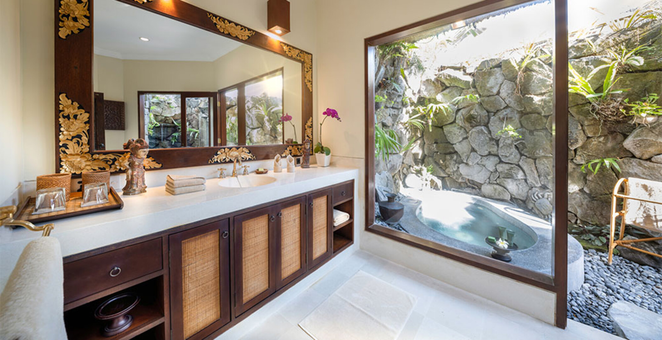 Wunderschöne 5-Sterne-Villa in bester Lage in Sanur, Bali Villa 2123
