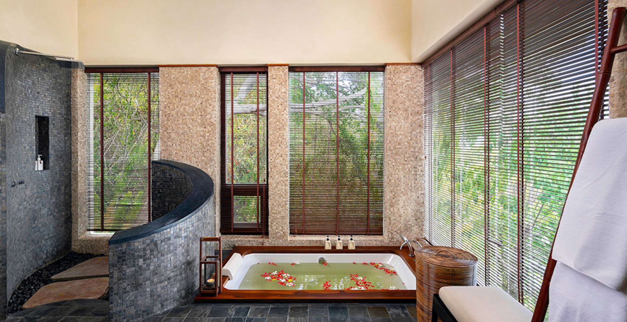 Sie und Ihre Familie werden diese Luxusvilla mit Personal und Privatkoch lieben, Koh Samui Villa 1007