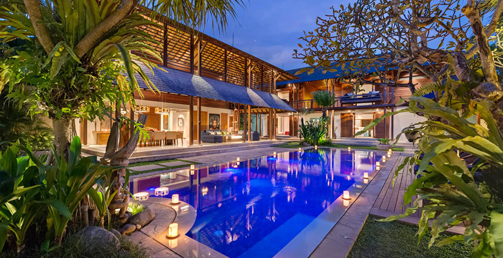 Wunderschöne 5-Sterne-Villa in bester Lage in Seminyak, Bali Villa 2129