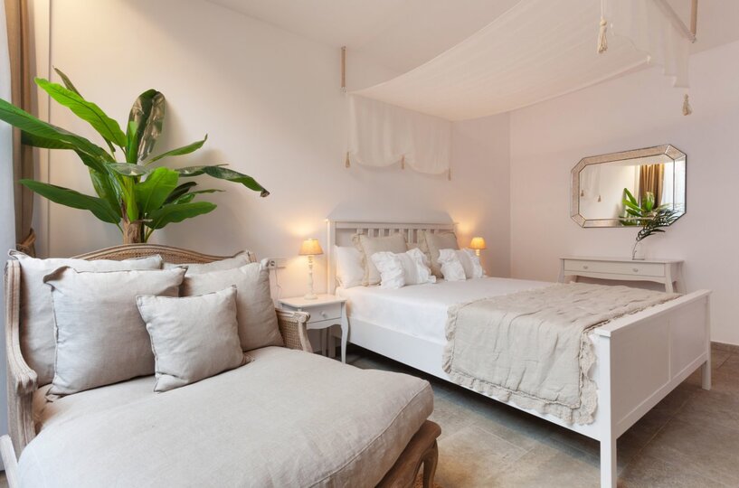 Exclusive Holiday Villa with Private Pool, Mallorca Villa 1693