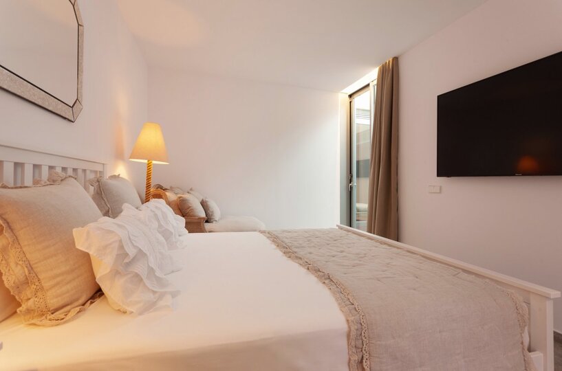 Exclusive Holiday Villa with Private Pool, Mallorca Villa 1693