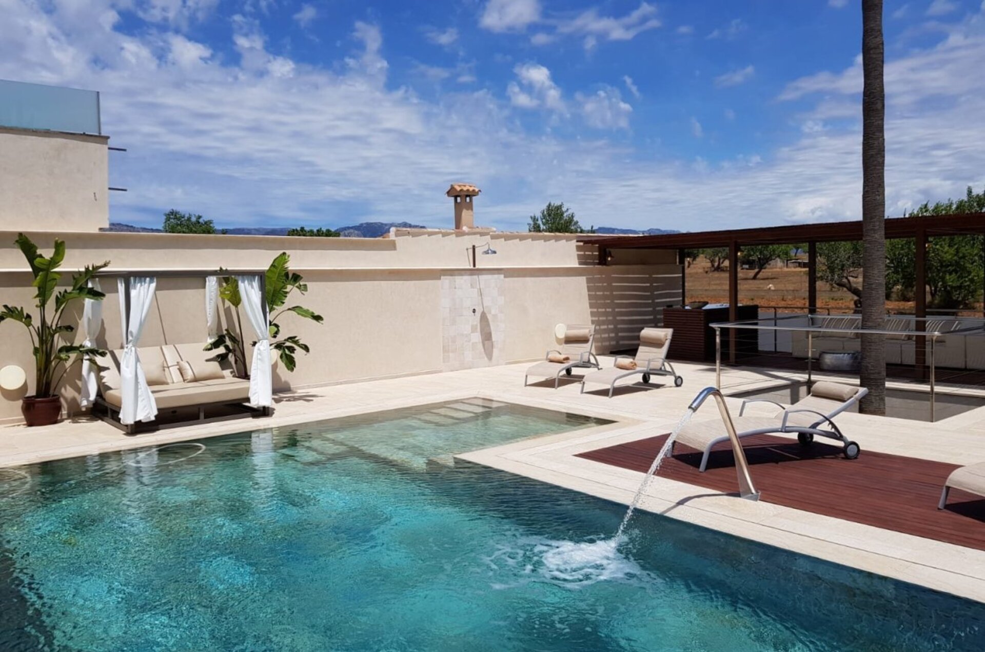 Exclusive Holiday Villa with Private Pool, Mallorca Villa 1693