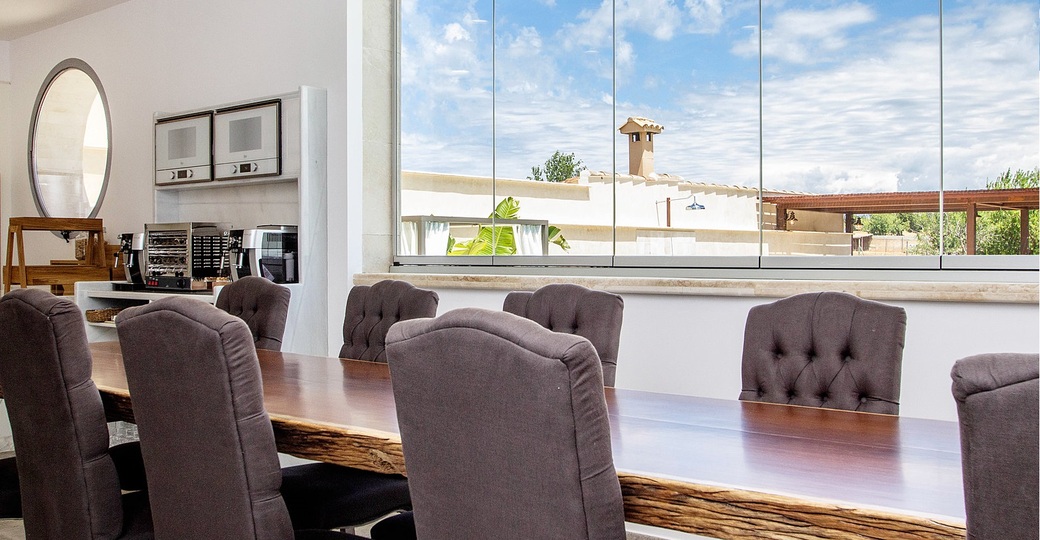 Exclusive Holiday Villa with Private Pool, Mallorca Villa 1693