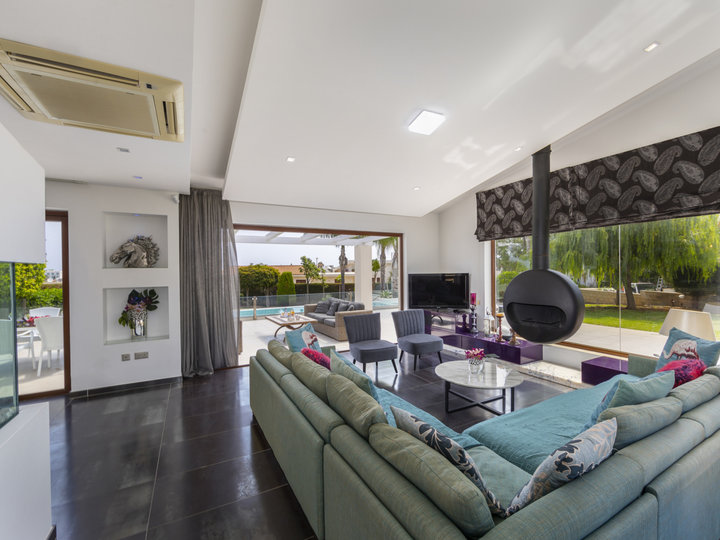 Luxus erwartet Sie am Meer – Protaras Villa 1569