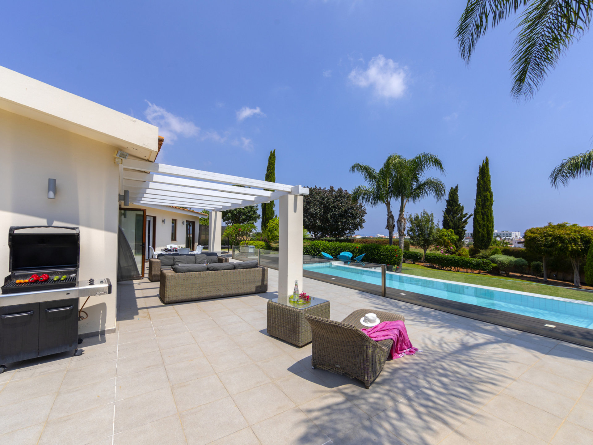 Luxus erwartet Sie am Meer – Protaras Villa 1569