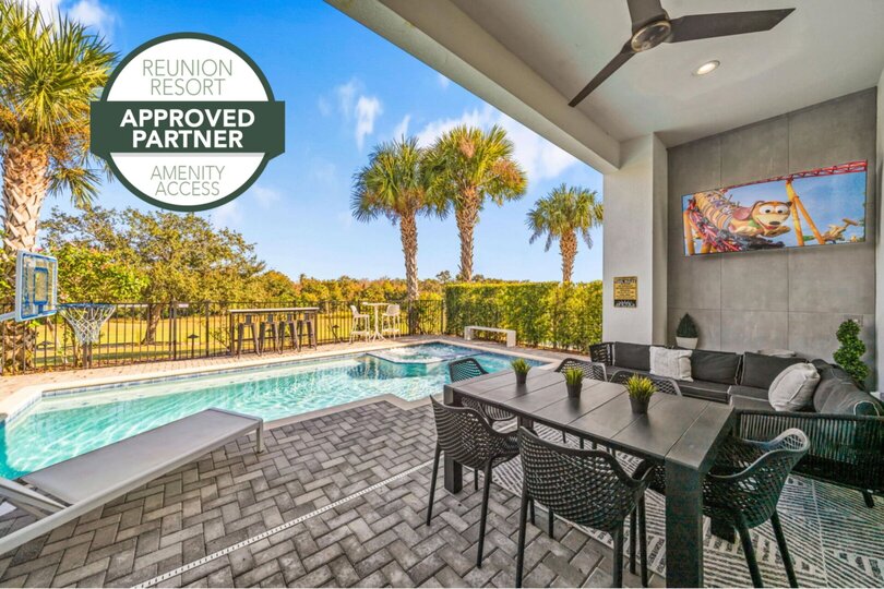 Luxury Villa on Reunion Resort and Spa with a Private Pool, Orlando Villa 5473, Kissimmee, United States