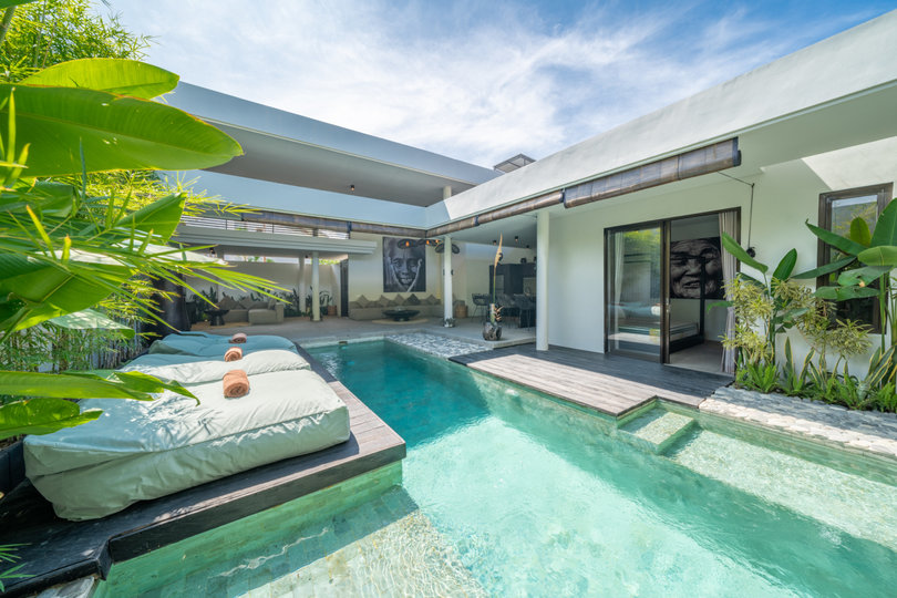 Luxuriöse 4-Zimmer-Ferienwohnung in der Nähe von Berawa Beach, Bali Villa 2094