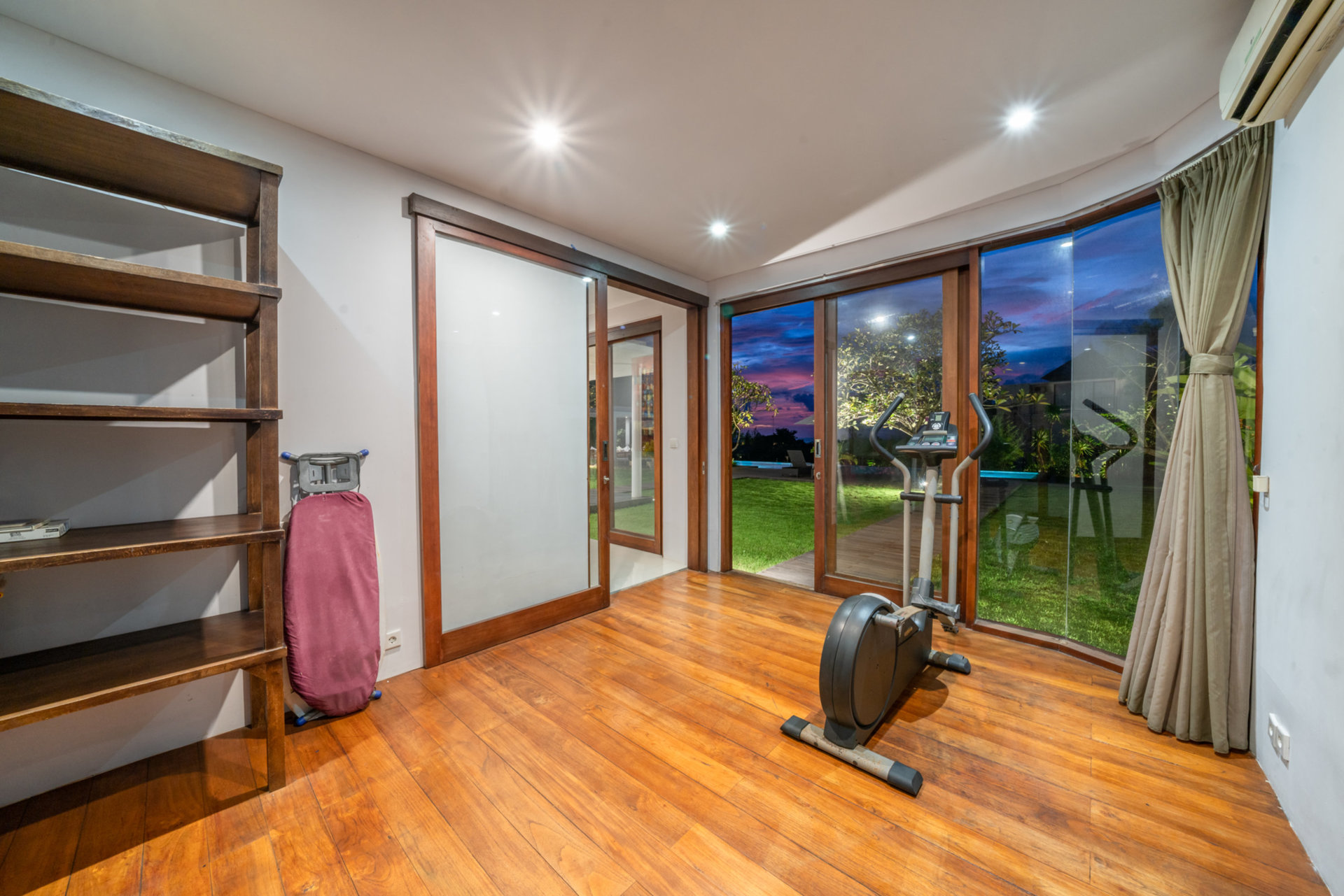 Die ultimative 5-Sterne-Ferienvilla in Kabupaten Badung mit privatem Pool, Bali Villa 2097