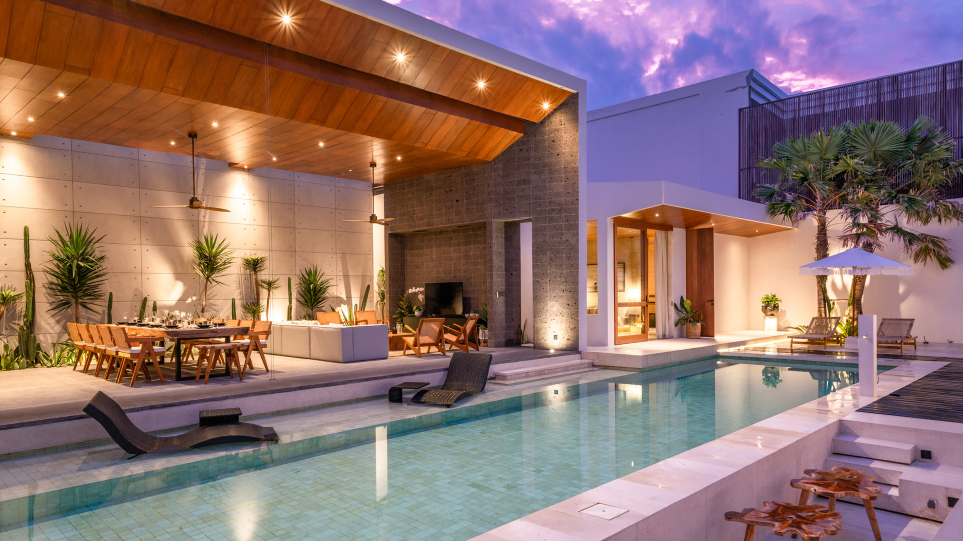 Die ultimative 5-Sterne-Ferienvilla in Kabupaten Badung mit privatem Pool und vollem Personal, Bali Villa 2098