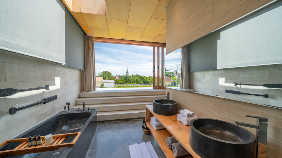 Die ultimative 5-Sterne-Ferienvilla in Kabupaten Badung mit privatem Pool und vollem Personal, Bali Villa 2098