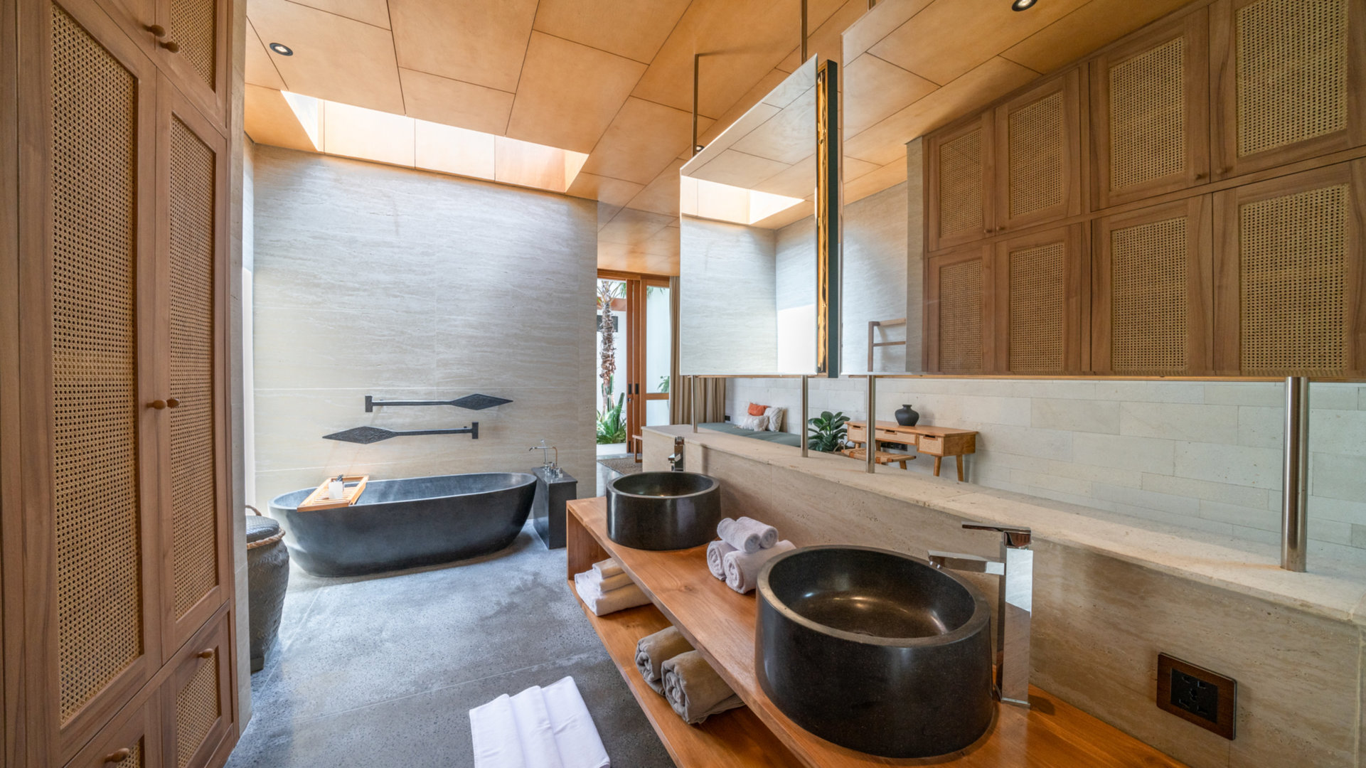 Die ultimative 5-Sterne-Ferienvilla in Kabupaten Badung mit privatem Pool und vollem Personal, Bali Villa 2098