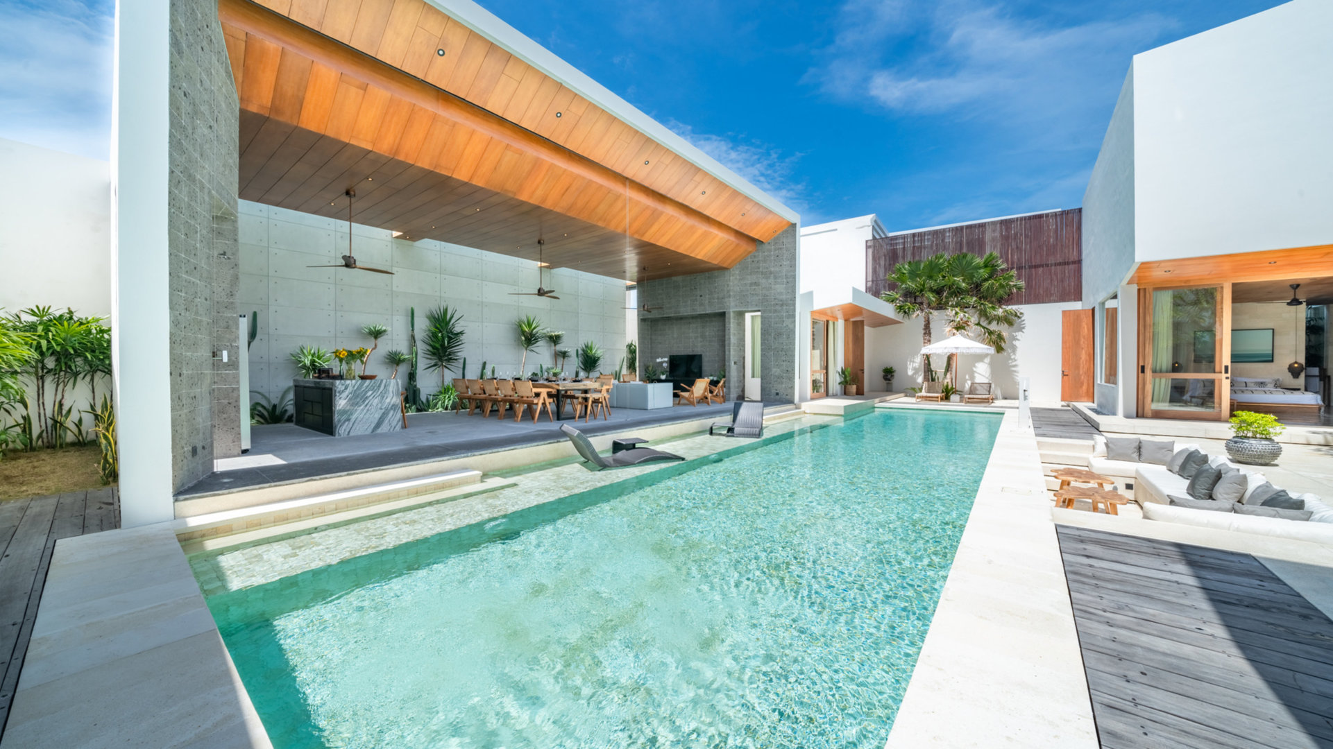 Die ultimative 5-Sterne-Ferienvilla in Kabupaten Badung mit privatem Pool und vollem Personal, Bali Villa 2098