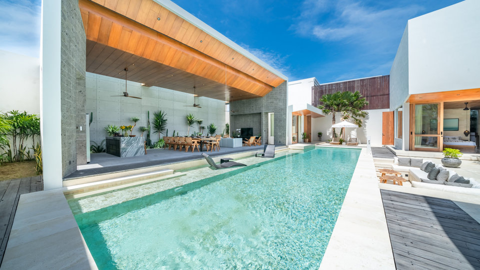 Die ultimative 5-Sterne-Ferienvilla in Kabupaten Badung mit privatem Pool und vollem Personal, Bali Villa 2098