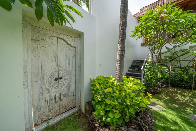 Die ultimative 5-Sterne-Ferienvilla in Kabupaten Badung mit privatem Pool und vollem Personal, Bali Villa 2099