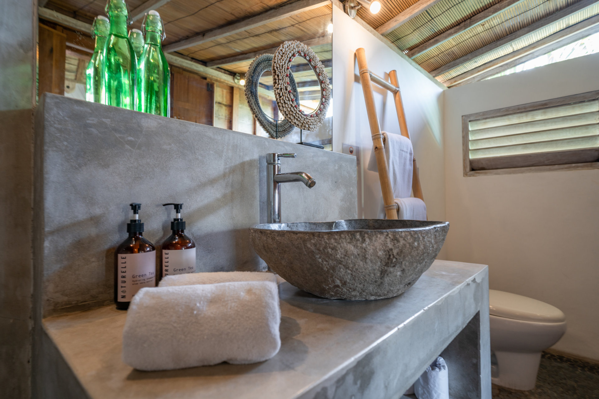 Die ultimative 5-Sterne-Ferienvilla in Kabupaten Badung mit privatem Pool und vollem Personal, Bali Villa 2099