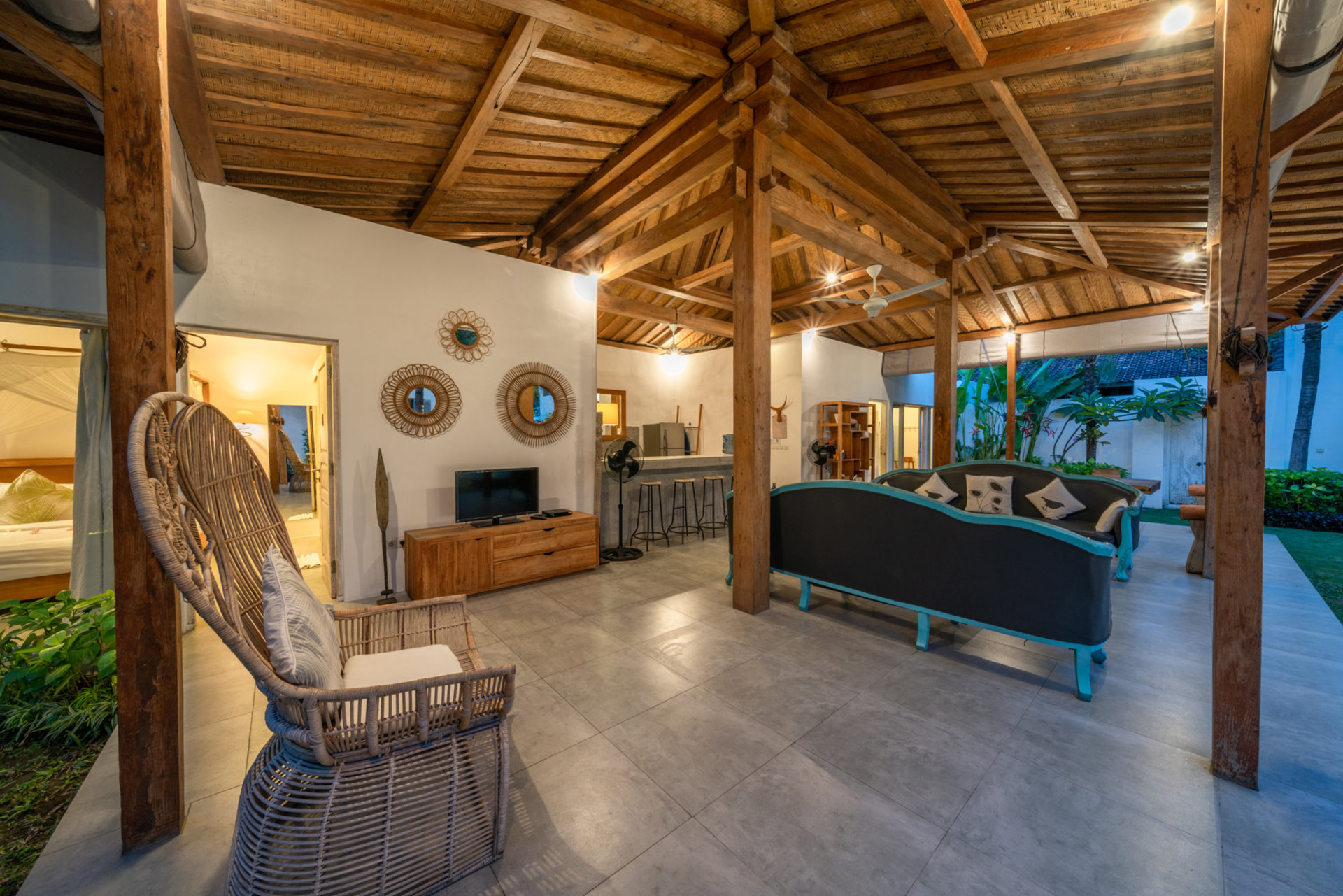 Die ultimative 5-Sterne-Ferienvilla in Kabupaten Badung mit privatem Pool und vollem Personal, Bali Villa 2099