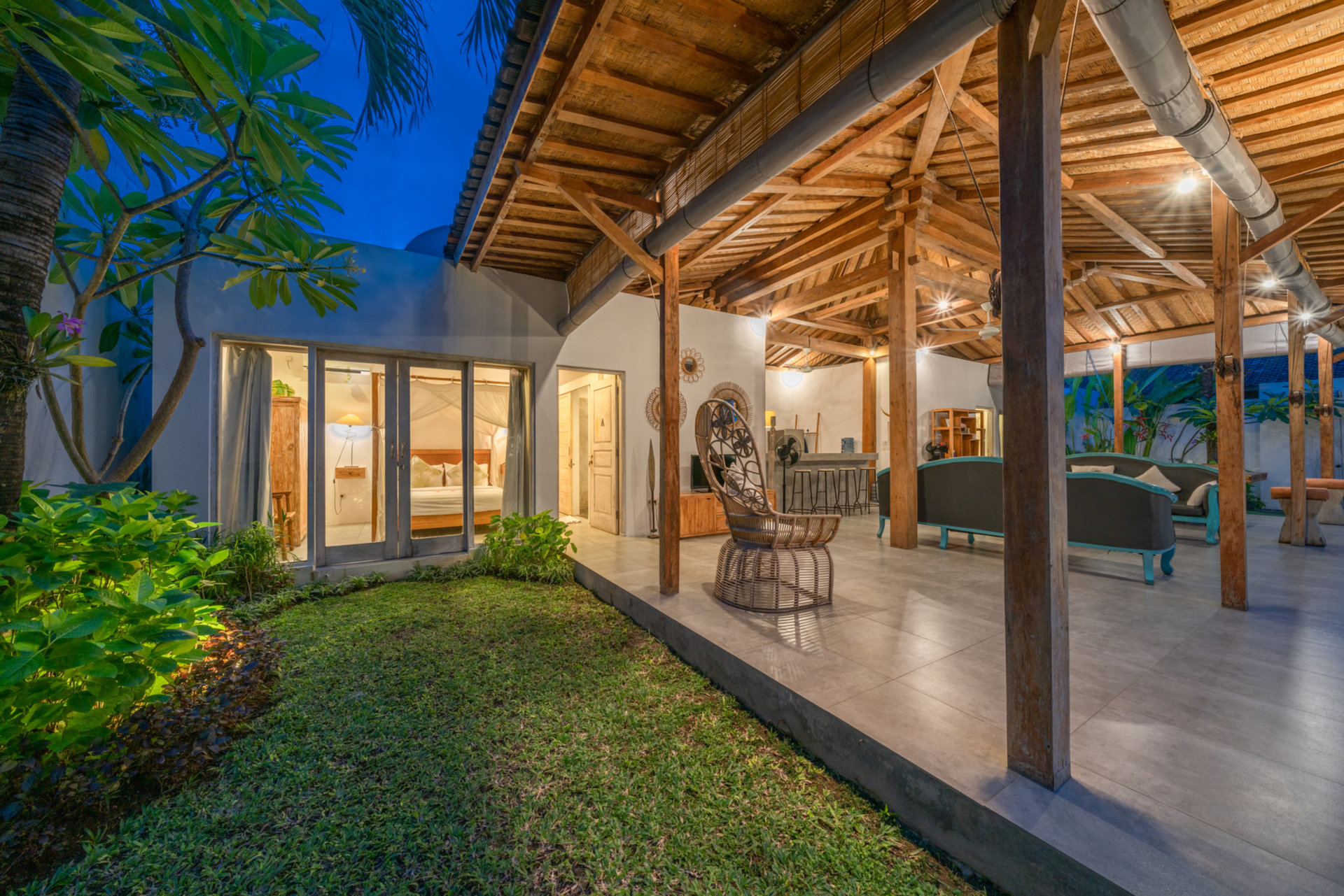 Die ultimative 5-Sterne-Ferienvilla in Kabupaten Badung mit privatem Pool und vollem Personal, Bali Villa 2099