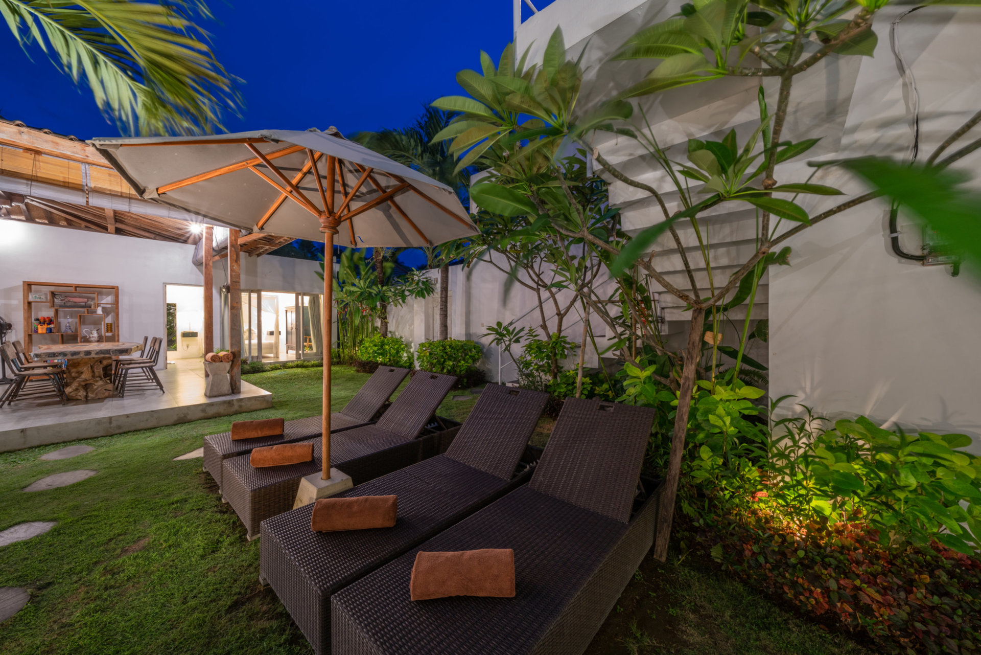 Die ultimative 5-Sterne-Ferienvilla in Kabupaten Badung mit privatem Pool und vollem Personal, Bali Villa 2099