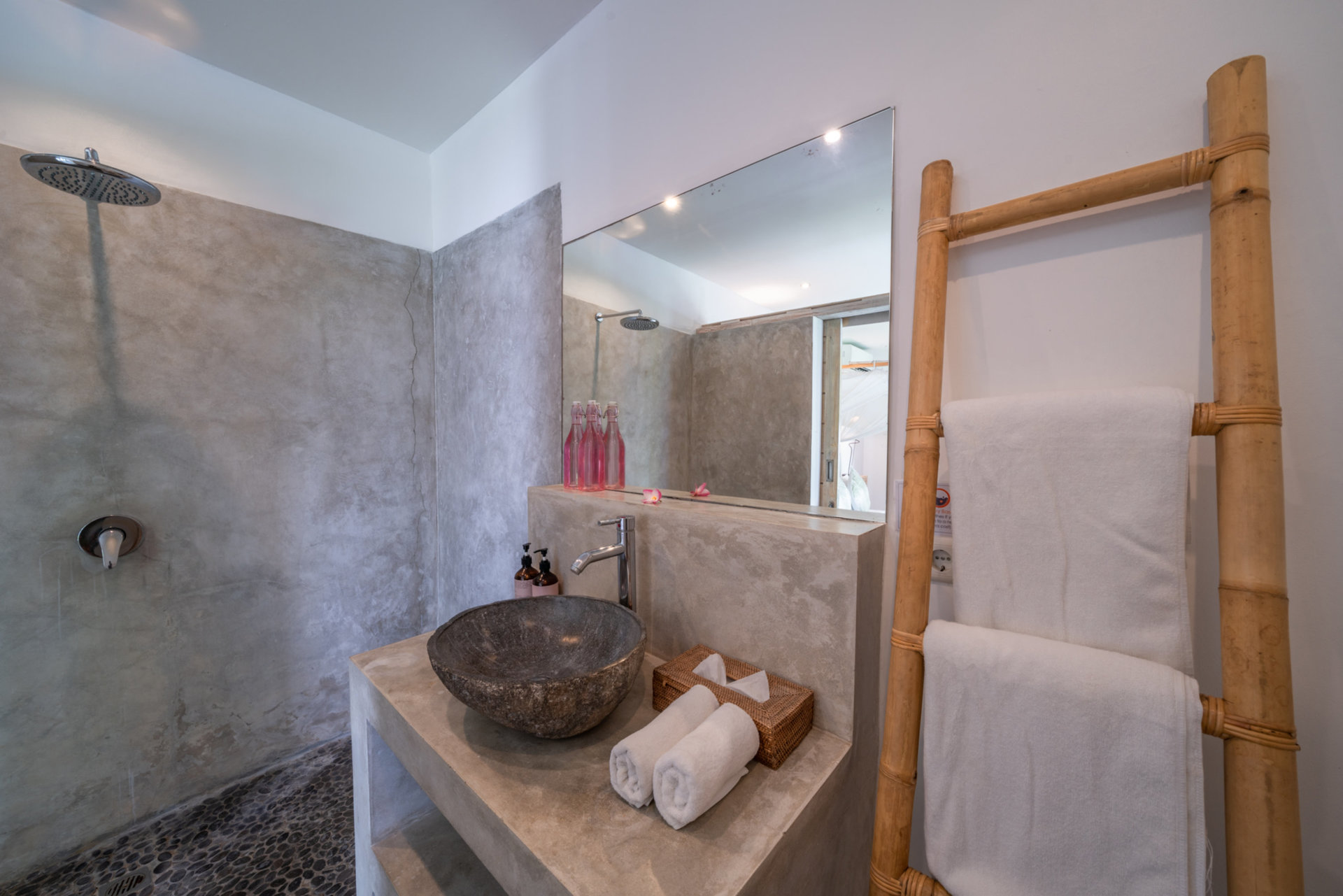 Die ultimative 5-Sterne-Ferienvilla in Kabupaten Badung mit privatem Pool und vollem Personal, Bali Villa 2099