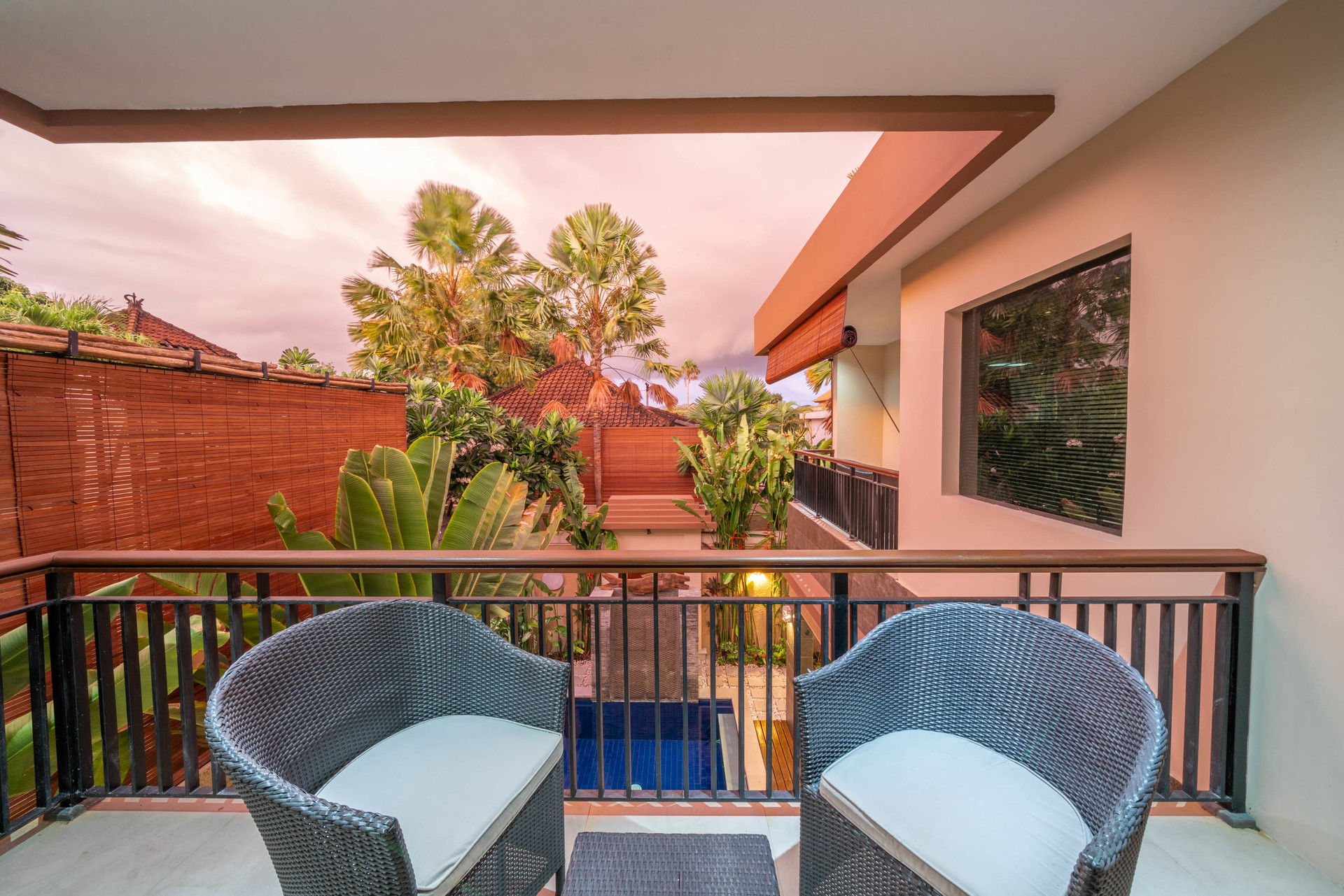 Stellen Sie sich vor, Ihre Familie mietet eine luxuriöse Ferienvilla mit 3 Schlafzimmern in der Nähe von Kabupaten Badung Double Six Beach, Bali Villa 2105