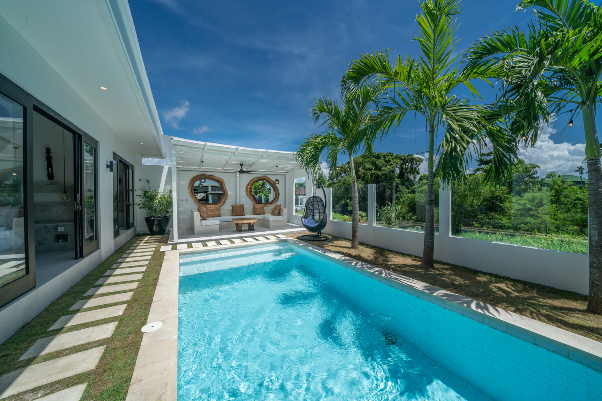 Die ultimative 5-Sterne-Ferienvilla in Kabupaten Badung mit privatem Pool und vollem Personal, Bali Villa 2107