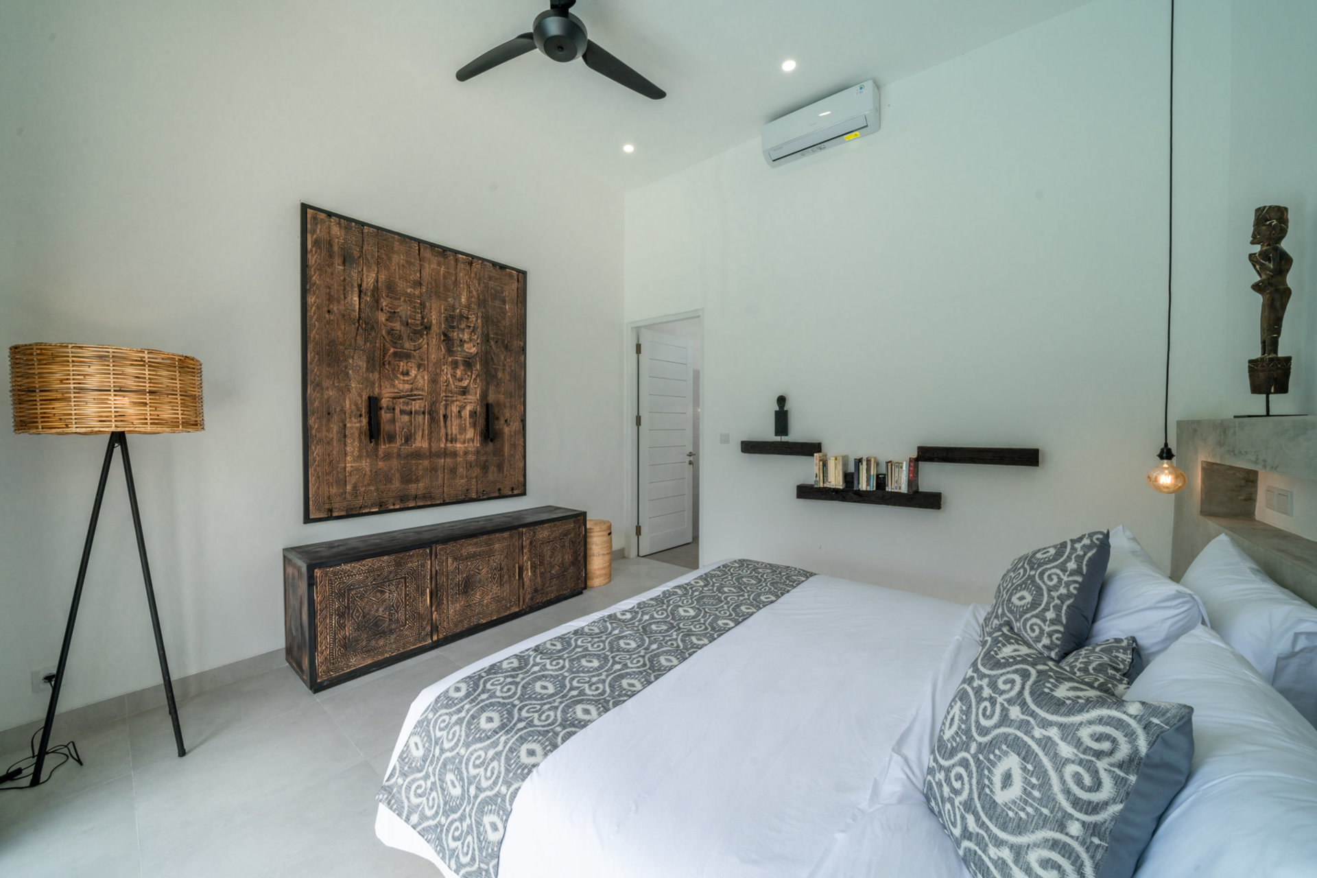 Die ultimative 5-Sterne-Ferienvilla in Kabupaten Badung mit privatem Pool und vollem Personal, Bali Villa 2107