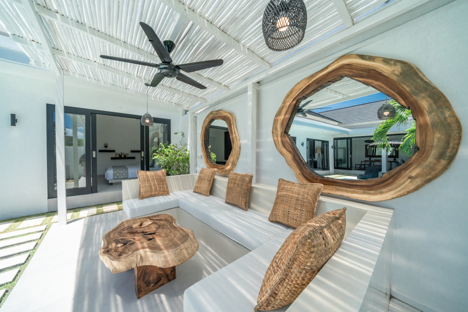 Die ultimative 5-Sterne-Ferienvilla in Kabupaten Badung mit privatem Pool und vollem Personal, Bali Villa 2107