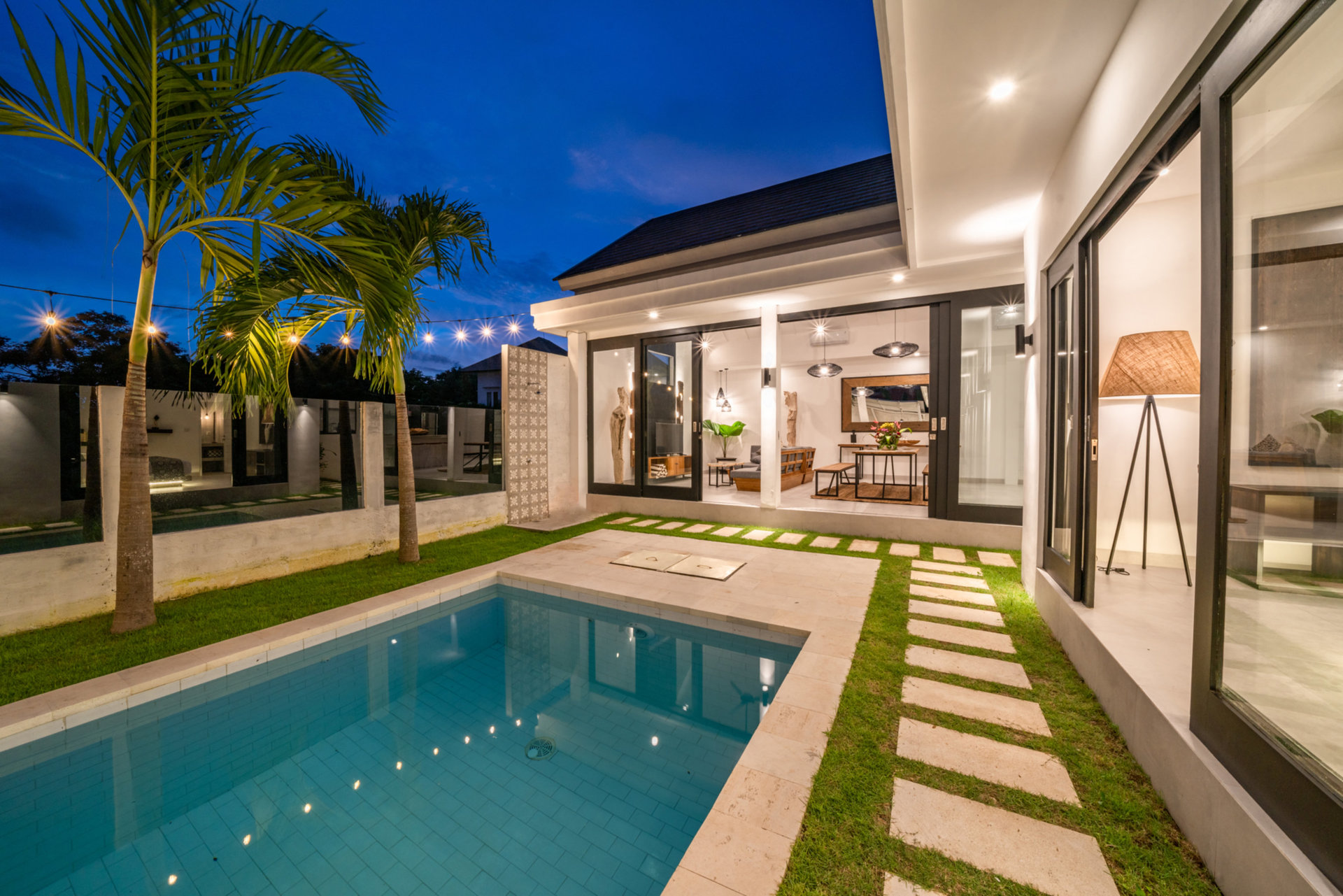 Die ultimative 5-Sterne-Ferienvilla in Kabupaten Badung mit privatem Pool und vollem Personal, Bali Villa 2107
