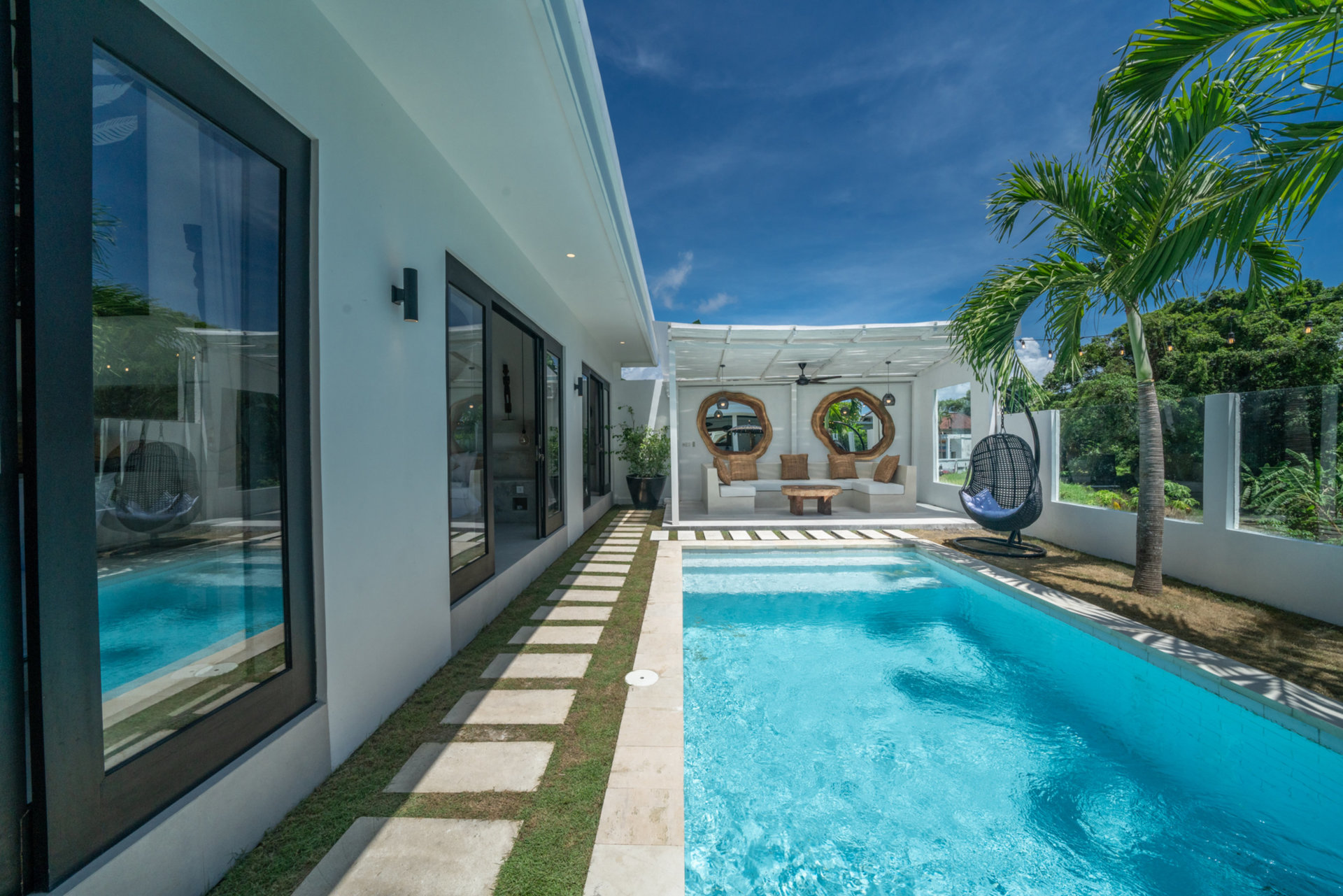 Die ultimative 5-Sterne-Ferienvilla in Kabupaten Badung mit privatem Pool und vollem Personal, Bali Villa 2107