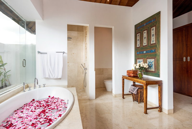 Der komplette Leitfaden zur Anmietung Ihrer exklusiven Ferienvilla in Kabupaten Badung mit privatem Pool und vollem Personal, Bali Villa 2113