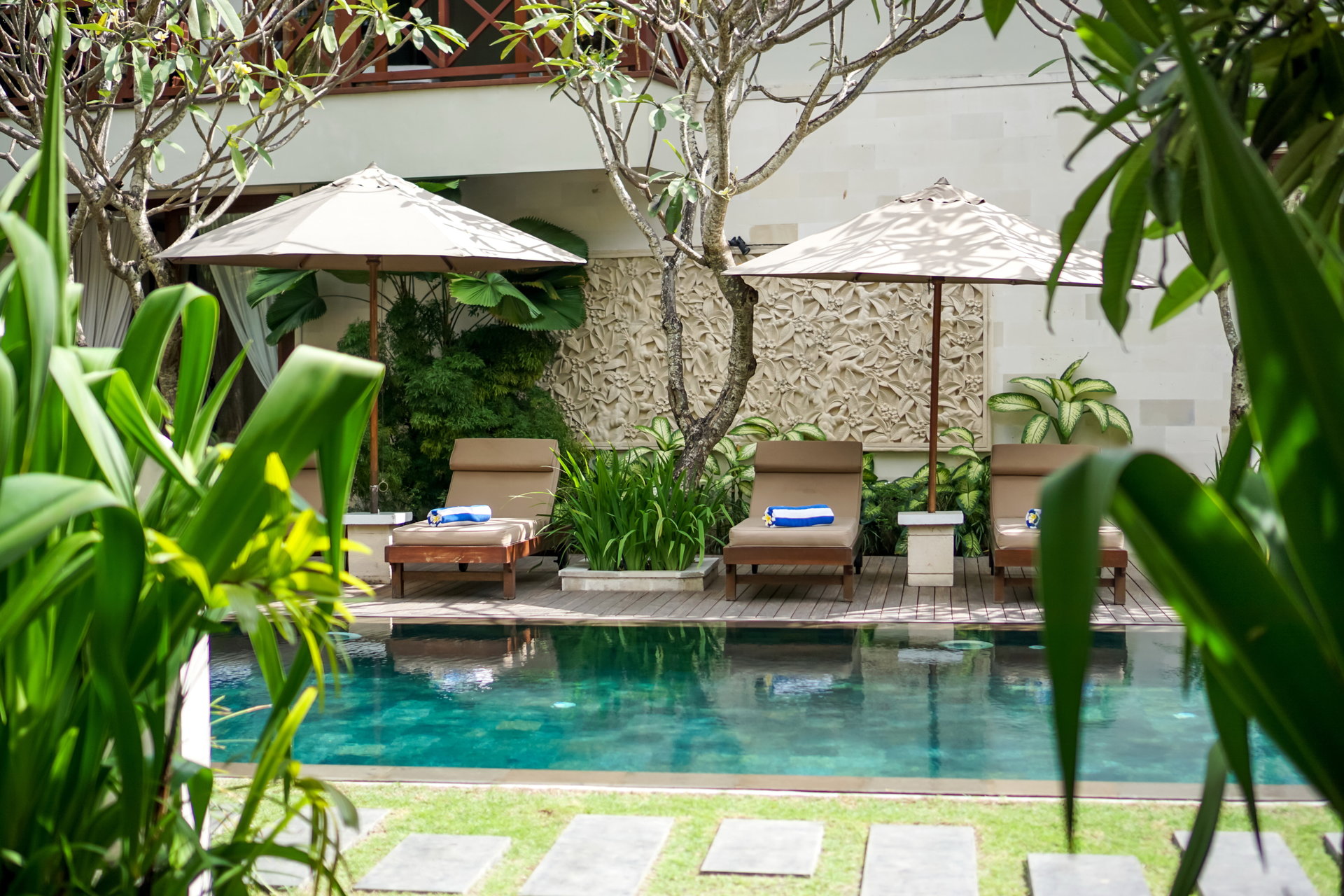 Der komplette Leitfaden zur Anmietung Ihrer exklusiven Ferienvilla in Kabupaten Badung mit privatem Pool und vollem Personal, Bali Villa 2113