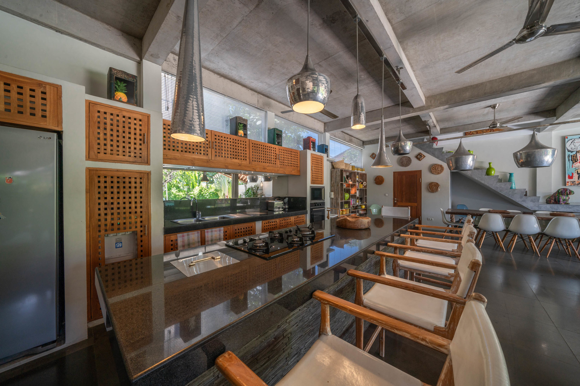 Luxuriöses 4-Schlafzimmer-Refugium in der Nähe des Double Six Beach, Bali Villa 2116