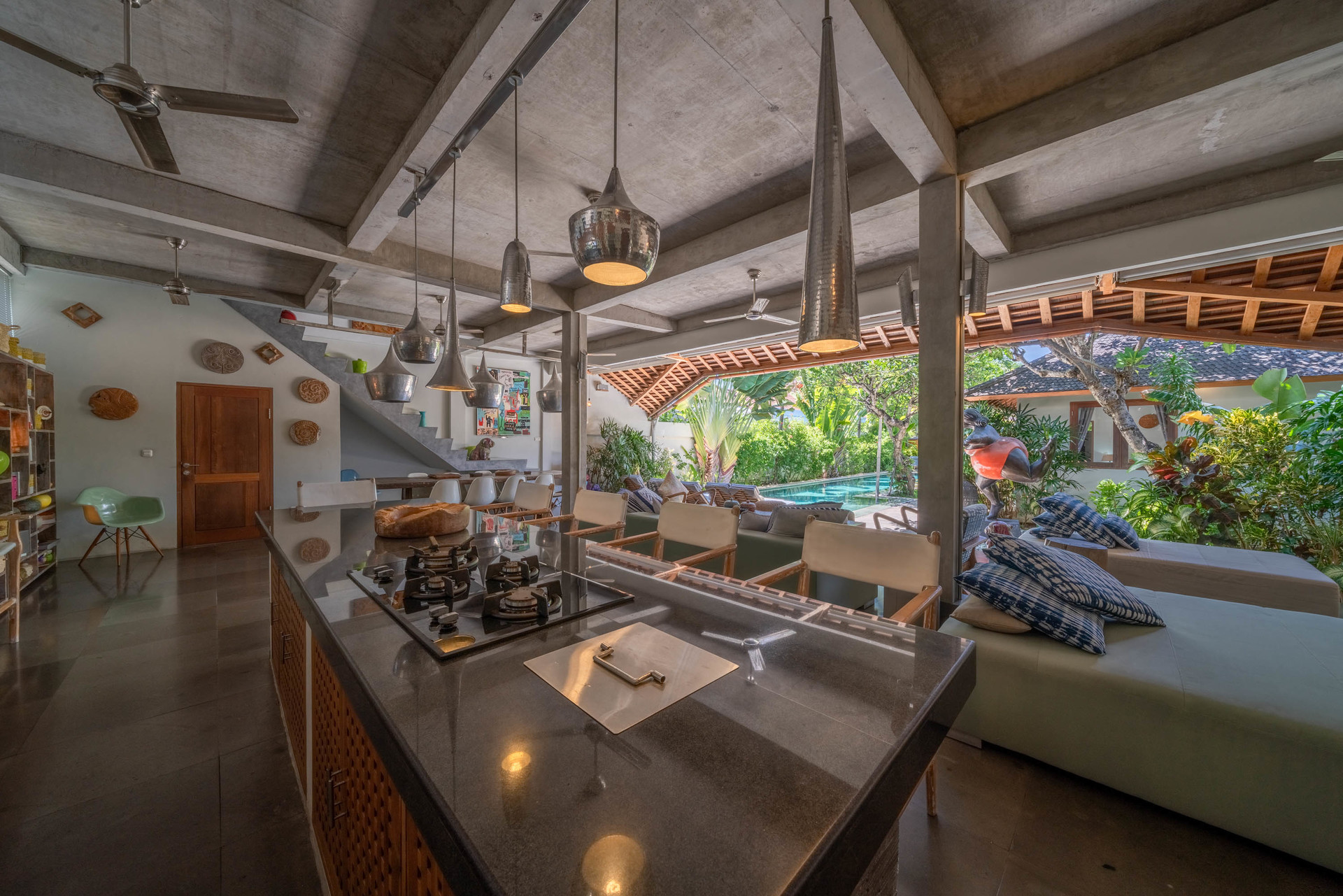 Luxuriöses 4-Schlafzimmer-Refugium in der Nähe des Double Six Beach, Bali Villa 2116