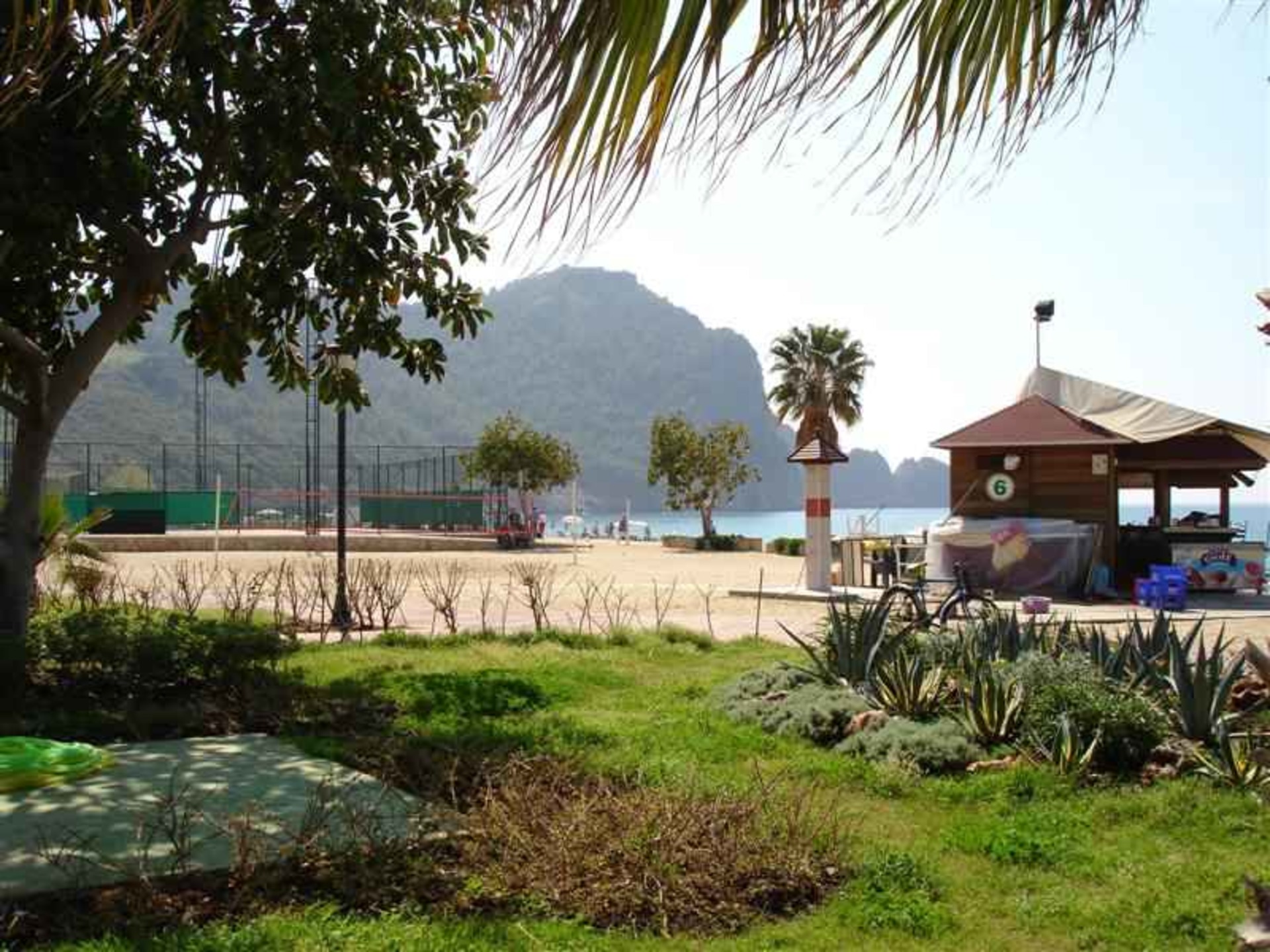 5 Star Villa Harmony – Sea & Mountain Escape