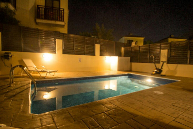 Mieten Sie eine Luxusvilla in der Nähe von allem, Famagusta Villa 1019