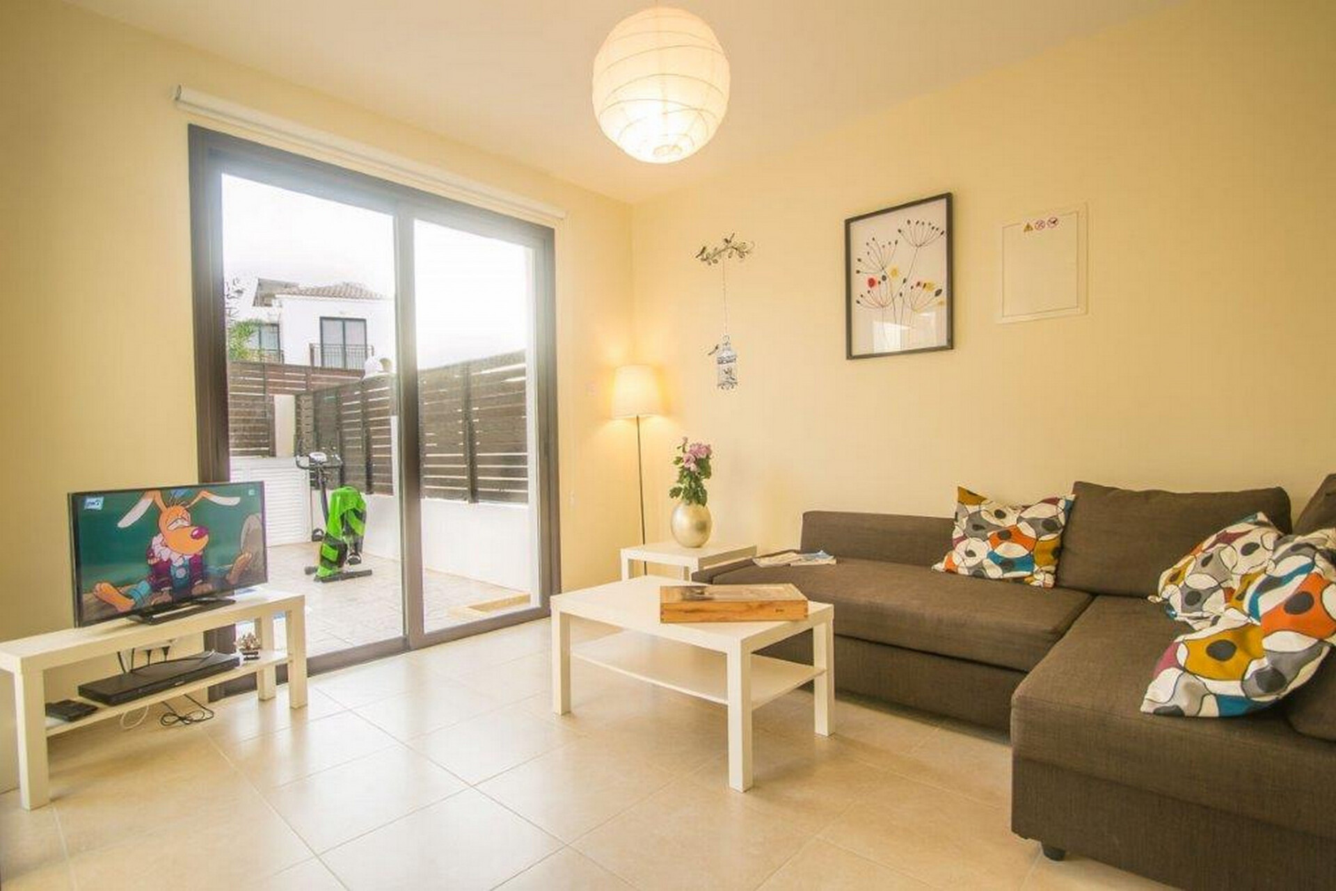 Mieten Sie eine Luxusvilla in der Nähe von allem, Famagusta Villa 1019