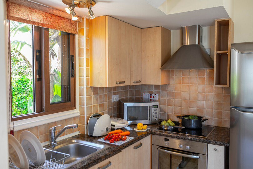Luxuriöse 4-Zimmer-Strandvilla zur Miete, Famagusta Villa 1022