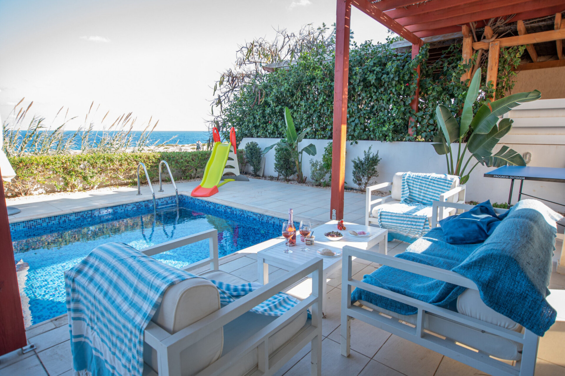Ihre 5-Sterne-Strandvilla, Famagusta Villa 1025