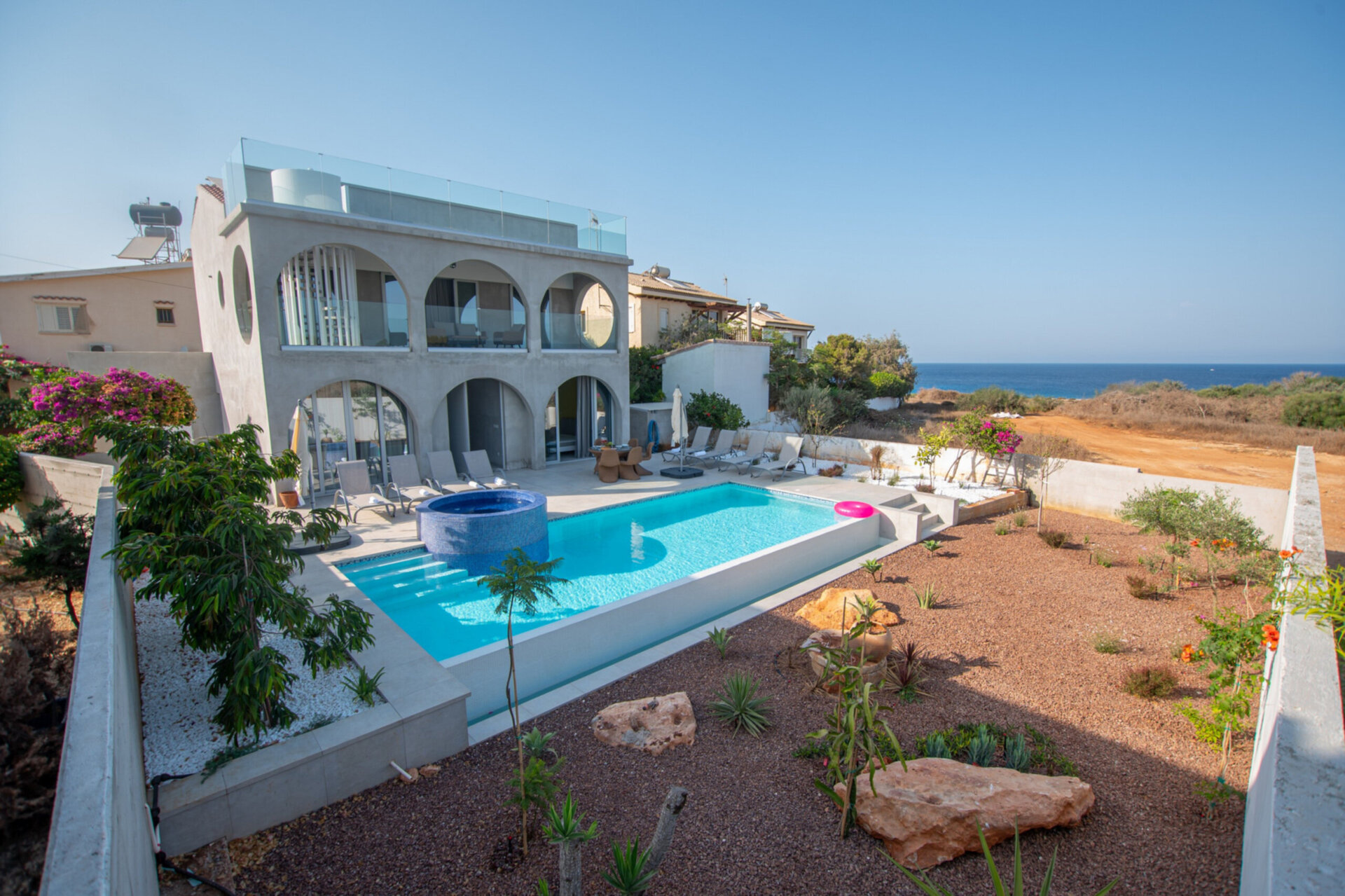 Ihre 5-Sterne-Strandvilla in Famagusta Villa 1024